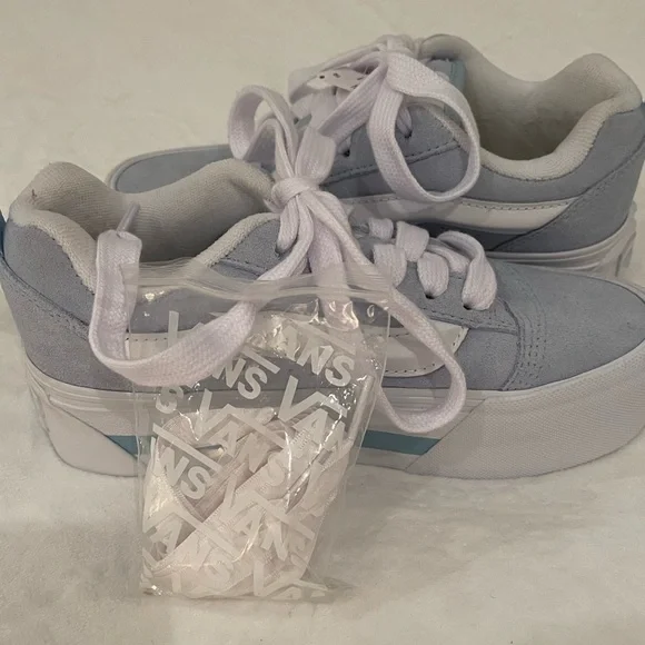 Women’s Vans White and Light Blue Platform Sneakers - NWT - Picture 8 of 10